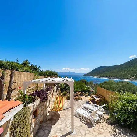 Hvar-zarace Ina 3 Casa vacanze *